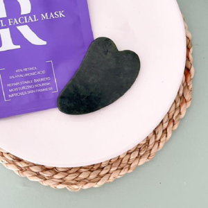 گواشا سنگ یشم طبیعی برای ماساژ و لیفت صورت